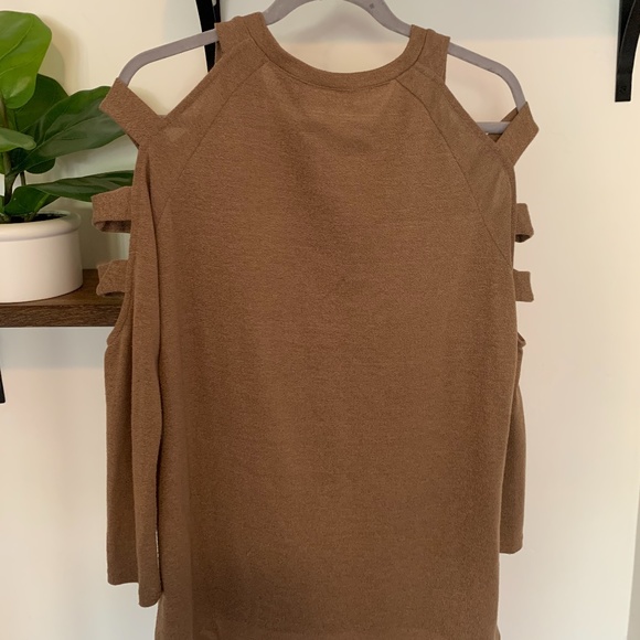 Brown Cutout Sleeve Sweater - Picture 3 of 3